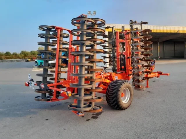 Occasion Kuhn OPTIMER-L5000 à ANTIGNY chez Groupe OUVRARD