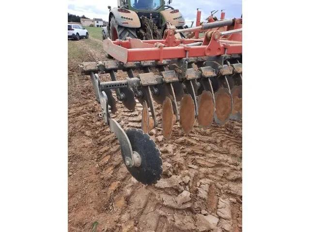 Occasion Kuhn OPTIMER-L5000 à ANTIGNY chez Groupe OUVRARD