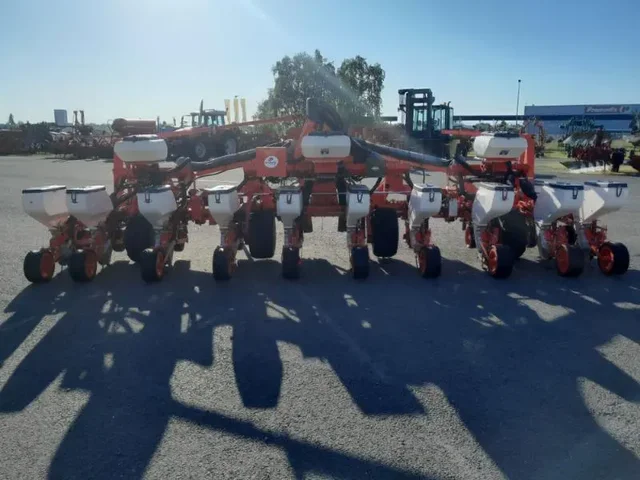Occasion Kuhn PL3-8RGS-REPL à ANTIGNY chez Groupe OUVRARD