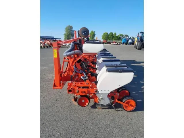 Occasion Kuhn PL3-8RGS-REPL à ANTIGNY chez Groupe OUVRARD