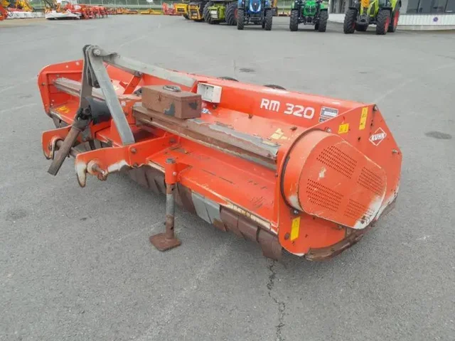 Occasion Kuhn RM320 à ANTIGNY chez Groupe OUVRARD