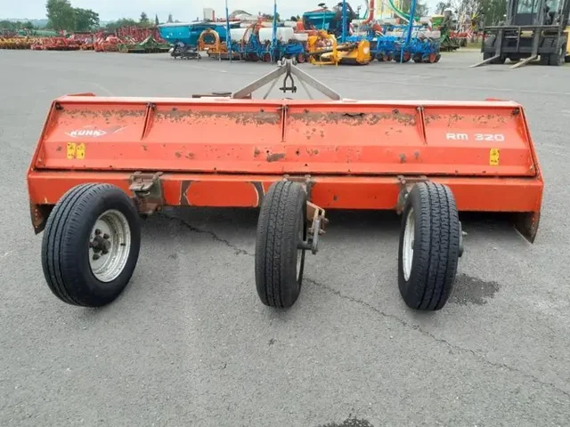 Occasion Kuhn RM320 à ANTIGNY chez Groupe OUVRARD