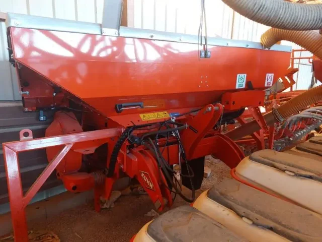 Occasion Kuhn TF1512 à ANTIGNY chez Groupe OUVRARD