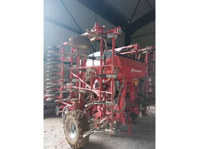 Occasion Kverneland TS-DRILL à ANTIGNY chez Groupe OUVRARD