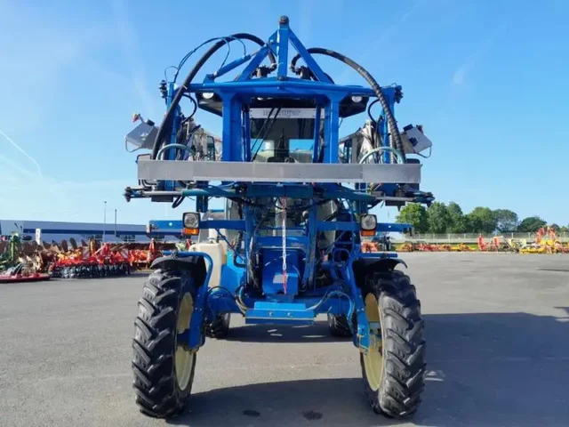 Occasion Matrot M24DHELLIOS à ANTIGNY chez Groupe OUVRARD