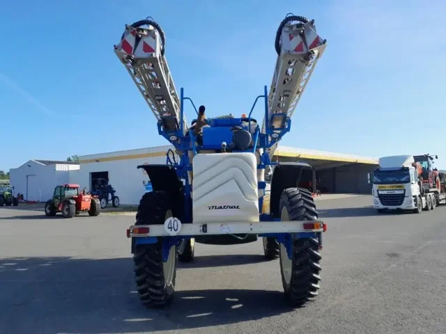 Occasion Matrot M24DHELLIOS à ANTIGNY chez Groupe OUVRARD