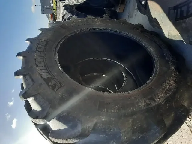 Occasion Michelin MULTIBIB 650/65R42 OCC.10% à ANTIGNY chez Groupe OUVRARD