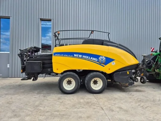 Occasion New Holland BB1290PLUS à ANTIGNY chez Groupe OUVRARD