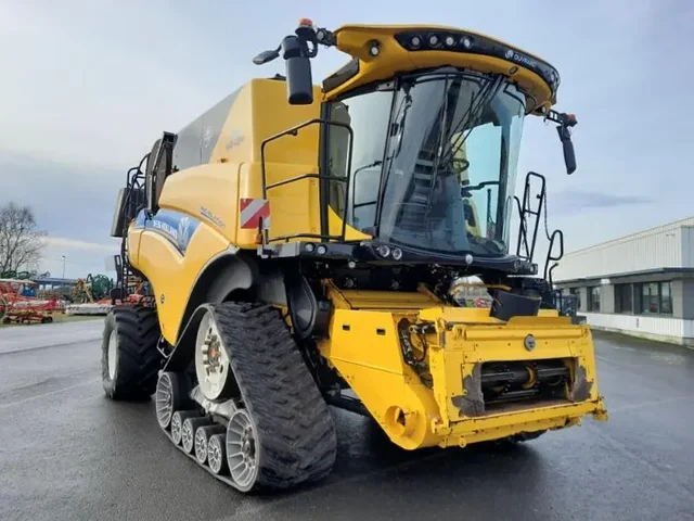 Occasion New Holland CR9-90ST à ANTIGNY chez Groupe OUVRARD