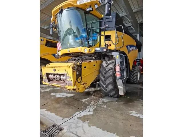 Occasion New Holland CR9070 à ANTIGNY chez Groupe OUVRARD