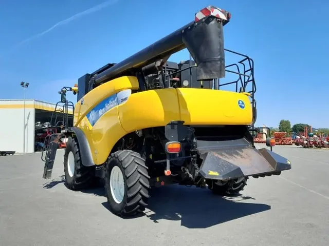 Occasion New Holland CR980 à ANTIGNY chez Groupe OUVRARD