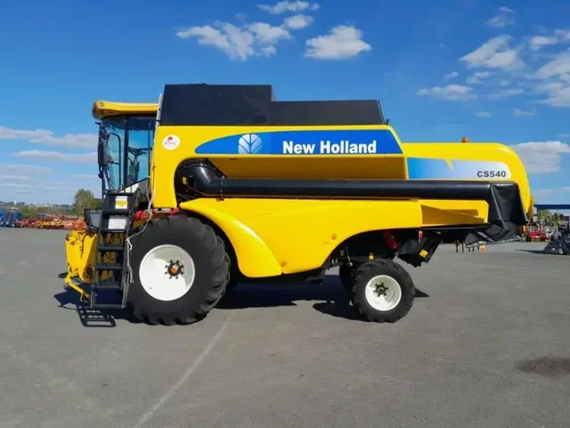 Occasion New Holland CS540RS à ANTIGNY chez Groupe OUVRARD