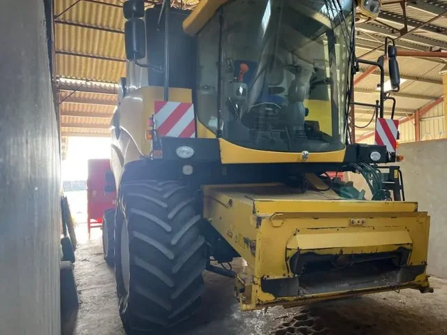 Occasion New Holland CX5090 à ANTIGNY chez Groupe OUVRARD
