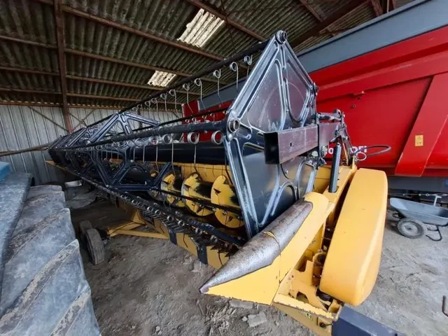 Occasion New Holland CX8080 à ANTIGNY chez Groupe OUVRARD