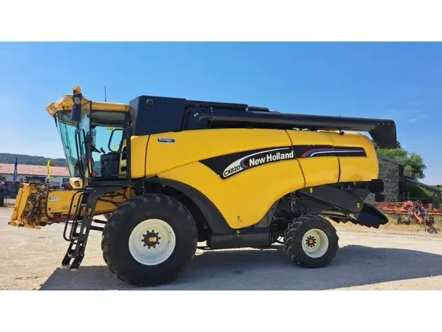 Occasion New Holland CX820 à ANTIGNY chez Groupe OUVRARD