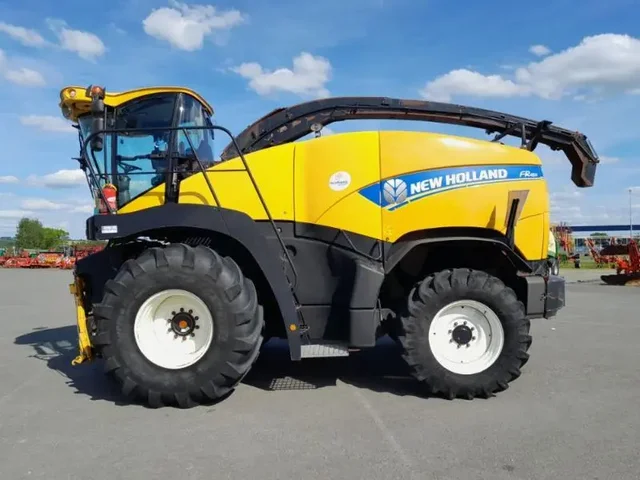 Occasion New Holland FR450 à ANTIGNY chez Groupe OUVRARD