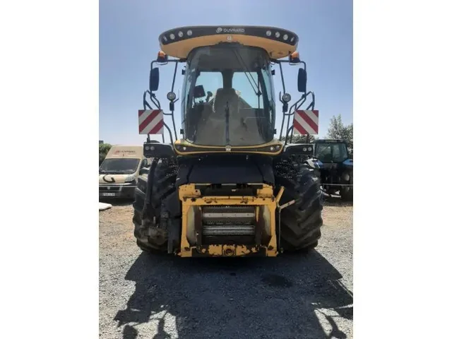 Occasion New Holland FR480 à ANTIGNY chez Groupe OUVRARD