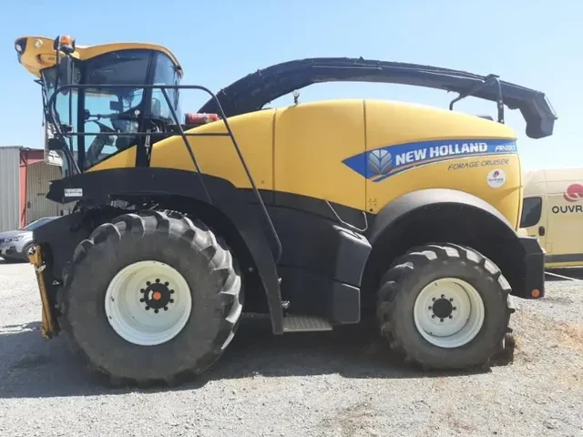 Occasion New Holland FR480 à ANTIGNY chez Groupe OUVRARD