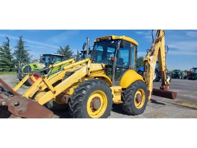 Occasion New Holland LB115 à ANTIGNY chez Groupe OUVRARD