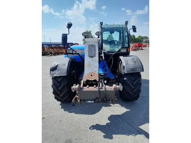 Occasion New Holland LM7-42 à ANTIGNY chez Groupe OUVRARD