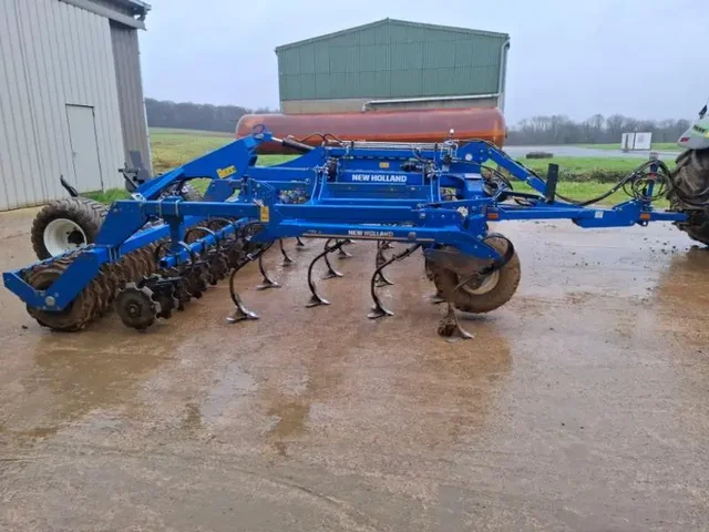 Occasion New Holland STXV600T à ANTIGNY chez Groupe OUVRARD