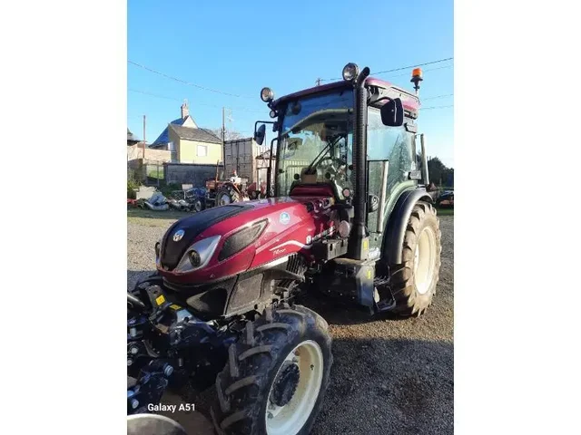 Occasion New Holland T4-100F à ANTIGNY chez Groupe OUVRARD