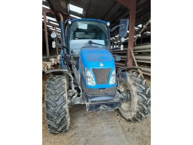 Occasion New Holland T5-105DC à ANTIGNY chez Groupe OUVRARD