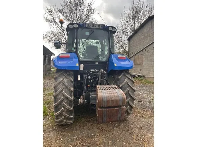 Occasion New Holland T5-115EC à ANTIGNY chez Groupe OUVRARD