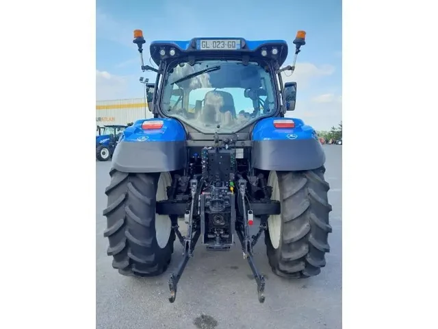 Occasion New Holland T5-120AC à ANTIGNY chez Groupe OUVRARD