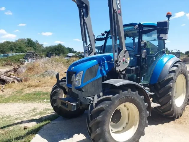 Occasion New Holland T5-120DC à ANTIGNY chez Groupe OUVRARD