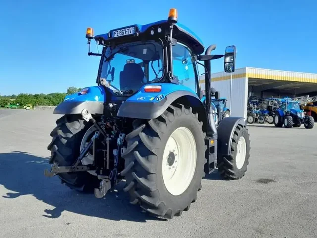 Occasion New Holland T6-145E à ANTIGNY chez Groupe OUVRARD