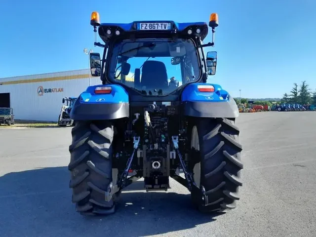 Occasion New Holland T6-145E à ANTIGNY chez Groupe OUVRARD