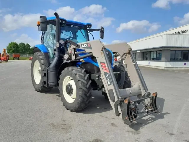 Occasion New Holland T6-155AC à ANTIGNY chez Groupe OUVRARD