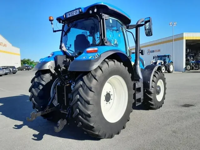 Occasion New Holland T6-165DY à ANTIGNY chez Groupe OUVRARD