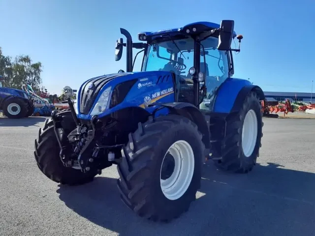 Occasion New Holland T6-175DY à ANTIGNY chez Groupe OUVRARD