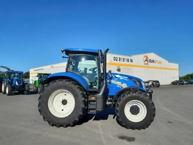Occasion New Holland T6-175DY à ANTIGNY chez Groupe OUVRARD