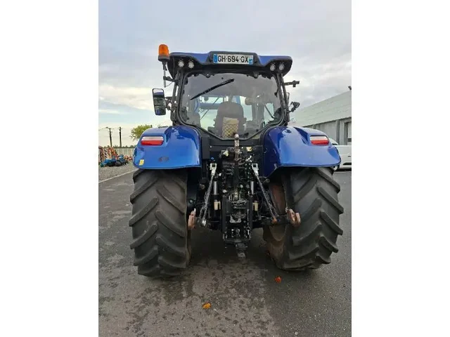 Occasion New Holland T6-180DY à ANTIGNY chez Groupe OUVRARD