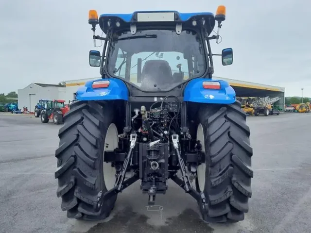 Occasion New Holland T6-180E à ANTIGNY chez Groupe OUVRARD