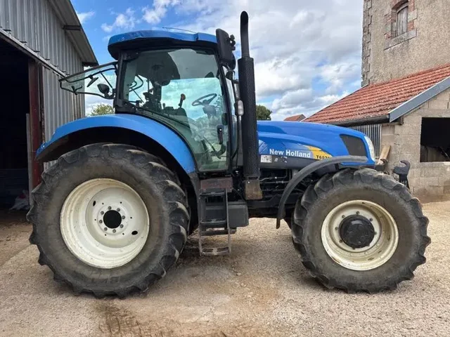 Occasion New Holland T6070E à ANTIGNY chez Groupe OUVRARD
