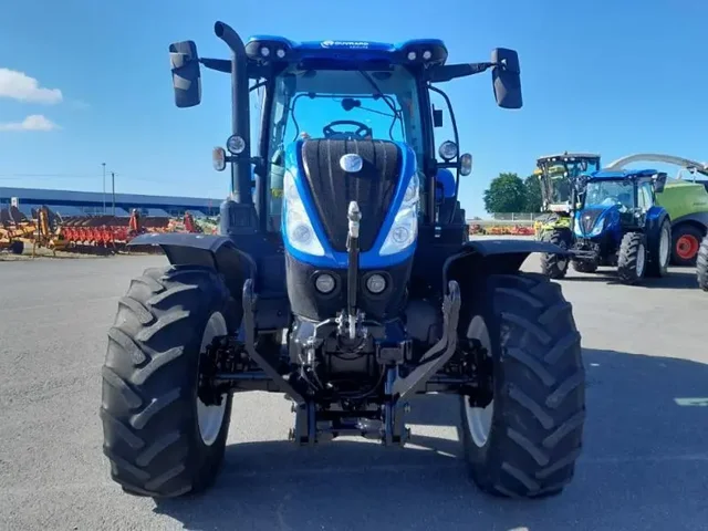 Occasion New Holland T7-165S à ANTIGNY chez Groupe OUVRARD