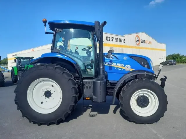 Occasion New Holland T7-165S à ANTIGNY chez Groupe OUVRARD