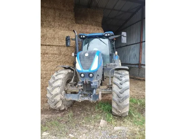 Occasion New Holland T7-165S à ANTIGNY chez Groupe OUVRARD