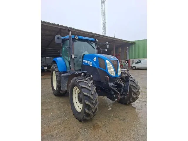 Occasion New Holland T7-185PC à ANTIGNY chez Groupe OUVRARD
