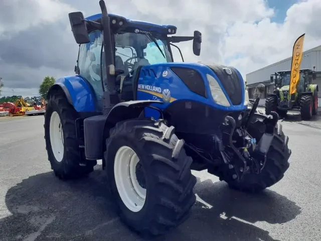 Occasion New Holland T7-190PC-SW à ANTIGNY chez Groupe OUVRARD
