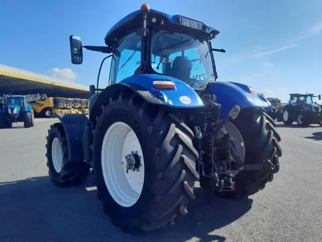 Occasion New Holland T7-190PC à ANTIGNY chez Groupe OUVRARD