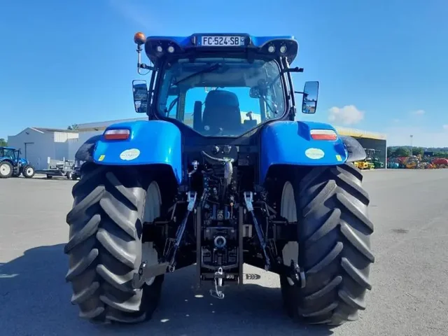 Occasion New Holland T7-190PC à ANTIGNY chez Groupe OUVRARD