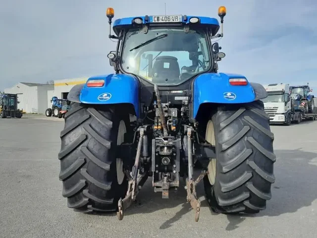 Occasion New Holland T7-235PC-SW à ANTIGNY chez Groupe OUVRARD