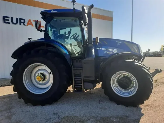 Occasion New Holland T7-275AC-PLMI à ANTIGNY chez Groupe OUVRARD