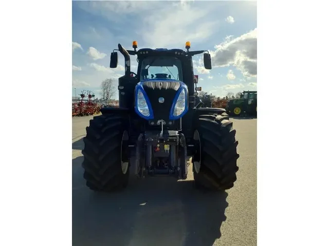 Occasion New Holland T8-410AC à ANTIGNY chez Groupe OUVRARD