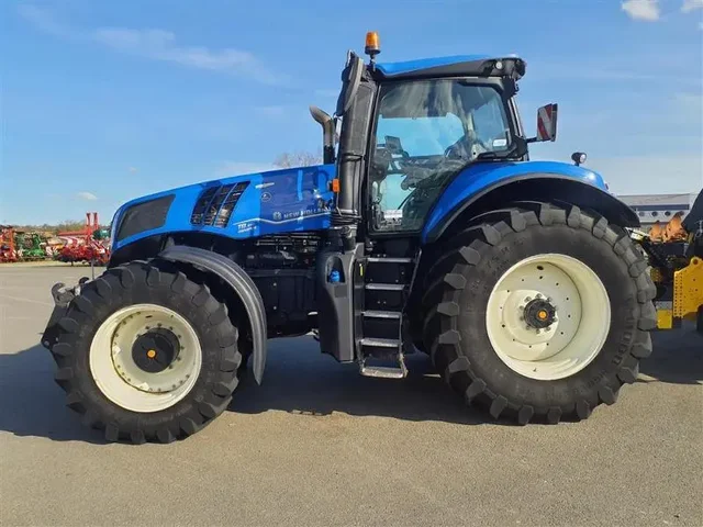 Occasion New Holland T8-410AC à ANTIGNY chez Groupe OUVRARD